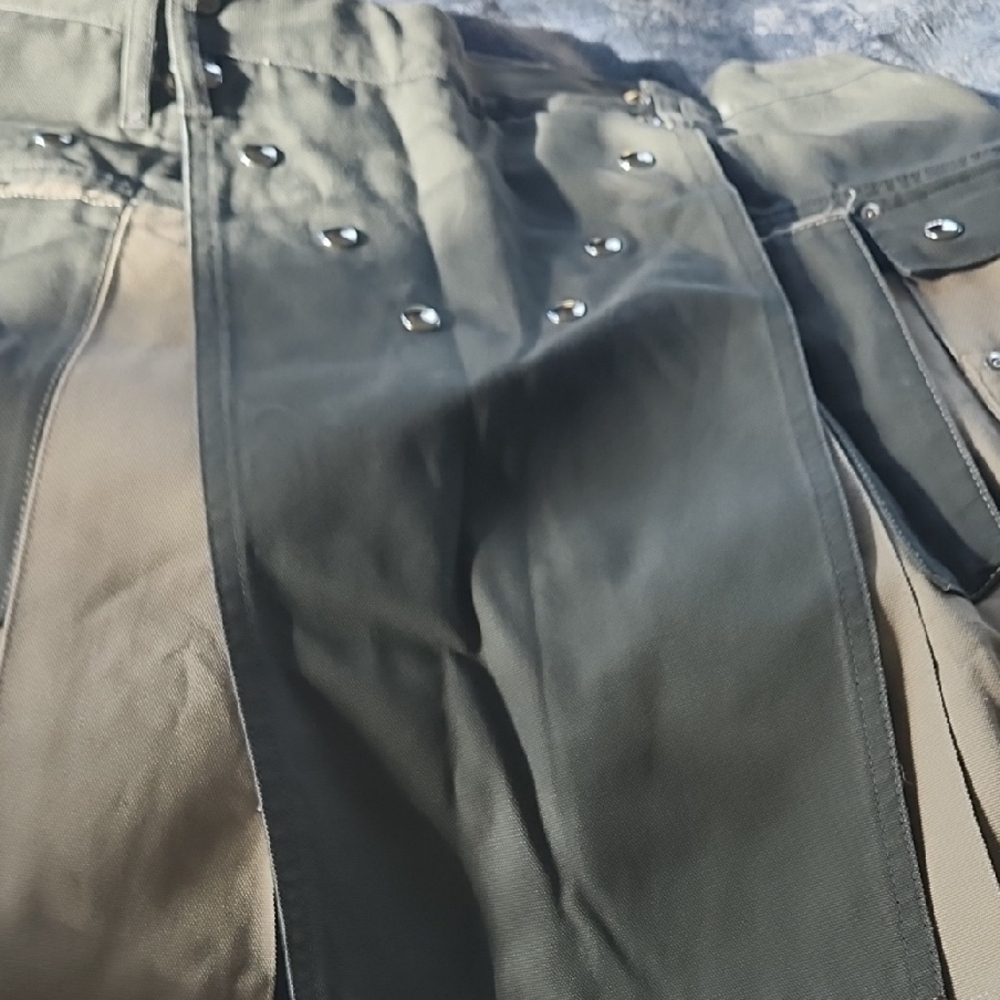 Gteen/Tan Utilikilt
